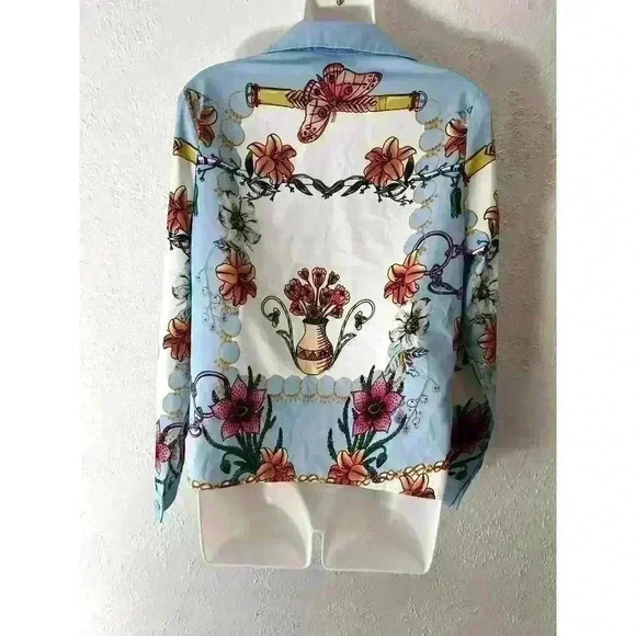 Floral And Butterfly Print Button Up Blouse Blue Sz Medium - Picture 10 of 11